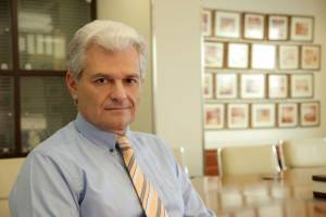 Ο κ. Γρηγόρης Τσιώτος και η ομάδα του ανεβάζουν ψηλά τον πήχη της ελληνικής παγκρεατικής χειρουργικής